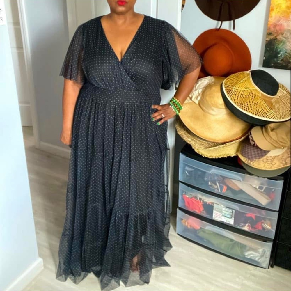 COPY - Elegant Black Polka Dot Maxi Dress